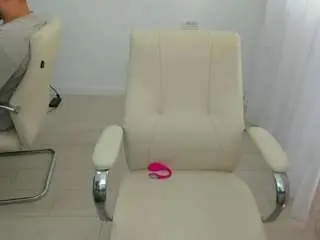 Eveeevian  live sex cam