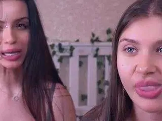 Leilagladish  live sex cam