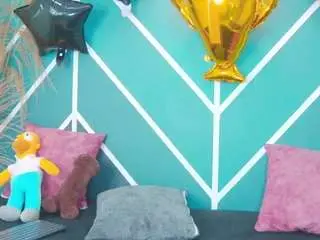 Melany-blair  live sex cam