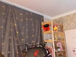 Michelmomsen  live sex cam