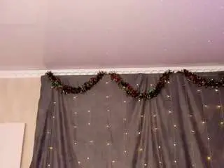 Michelmomsen  live sex cam