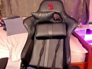 Michelmomsen  live sex cam