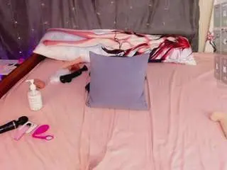 Michelmomsen  live sex cam