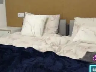 Shadeofpink  live sex cam