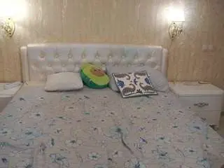 Eliarose  live sex cam