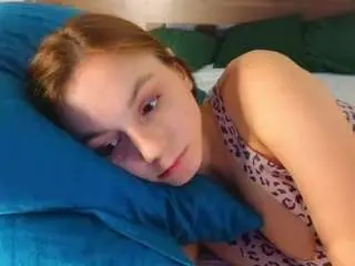 Evaleester  live sex cam