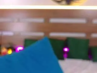 Evaleester  live sex cam
