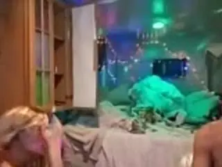 Justtickleme  live sex cam