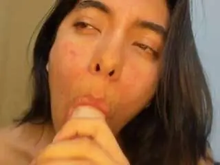 Misseylenss  live sex cam
