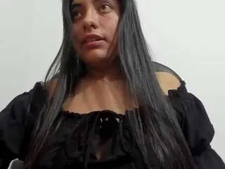 Misseylenss  live sex cam