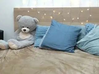Sopheymoon23  live sex cam