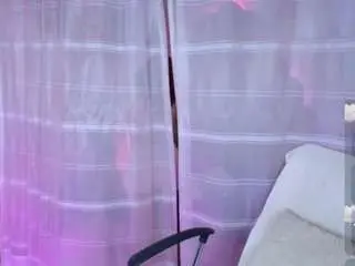 Adri-tatto  live sex cam