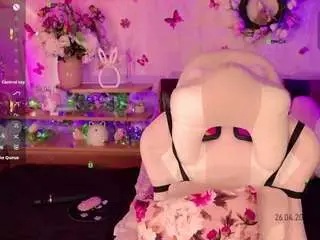 Cute-velvet-moon  live sex cam
