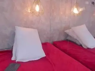Hailee-angels  live sex cam
