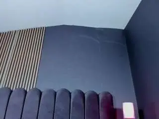Nicoolettee  live sex cam