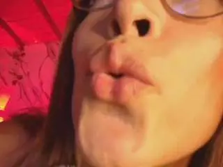 Dakothasantos  live sex cam