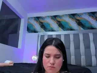 Junecandy18  live sex cam