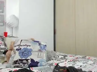 Nahir-leon  live sex cam