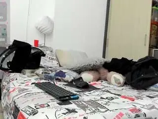 Nahir-leon  live sex cam