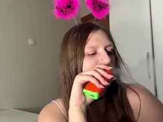 Tashareyman  live sex cam