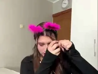 Tashareyman  live sex cam