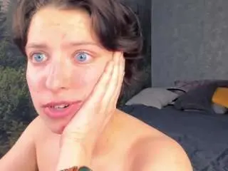 Eleanor-pattinson  live sex cam