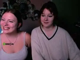 Esma-shine  live sex cam