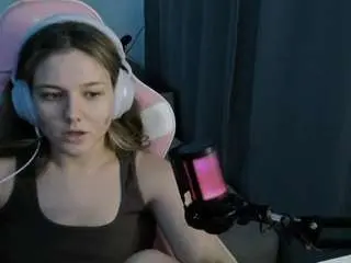 Hermilatimperman  live sex cam