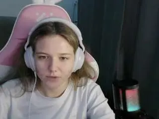 Hermilatimperman  live sex cam