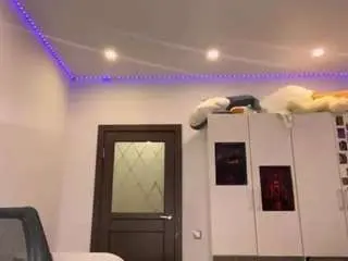 Joanniedrozdowski  live sex cam