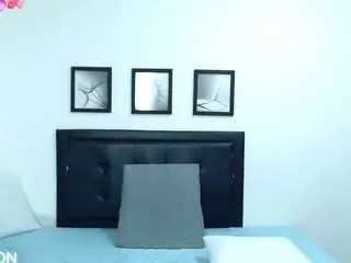 Kellyjoness  live sex cam