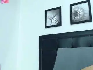 Kellyjoness  live sex cam