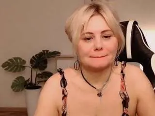 Lola-anderson  live sex cam