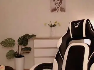 Lola-anderson  live sex cam