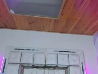 Mia-peyton  live sex cam