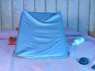 Mia-scot  live sex cam