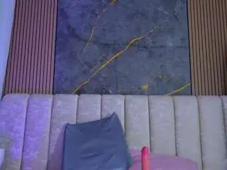 Mia-scot  live sex cam