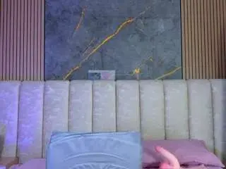 Mia-scot  live sex cam