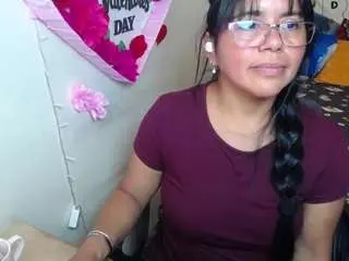 Miss-kendraa  live sex cam