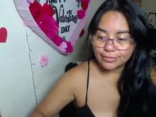 Miss-kendraa  live sex cam