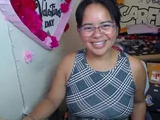 Miss-kendraa  live sex cam