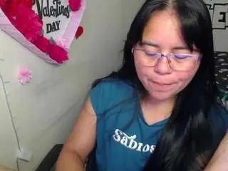 Miss-kendraa  live sex cam