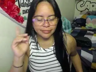 Miss-kendraa  live sex cam