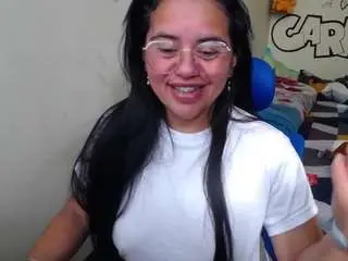 Miss-kendraa  live sex cam