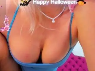 Ninadee  live sex cam