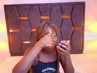 Sara-naugty  live sex cam