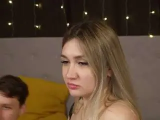 Sunnydaycartoon  live sex cam