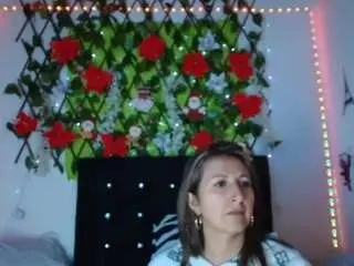 Anymour  live sex cam