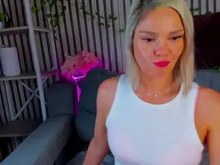 Betty-brock  live sex cam