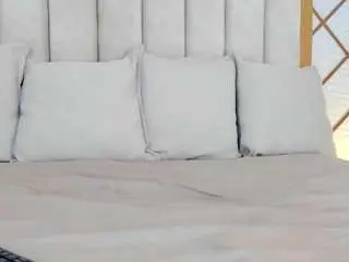 Cocodamoree  live sex cam